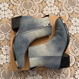 Stylish Steve Madden Denim Ankle Boots